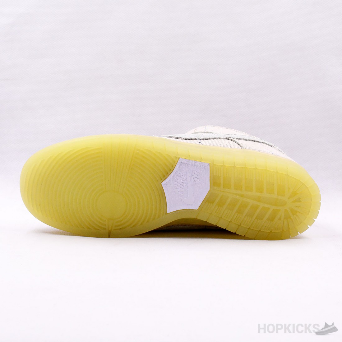 glow in the dark mummy dunks